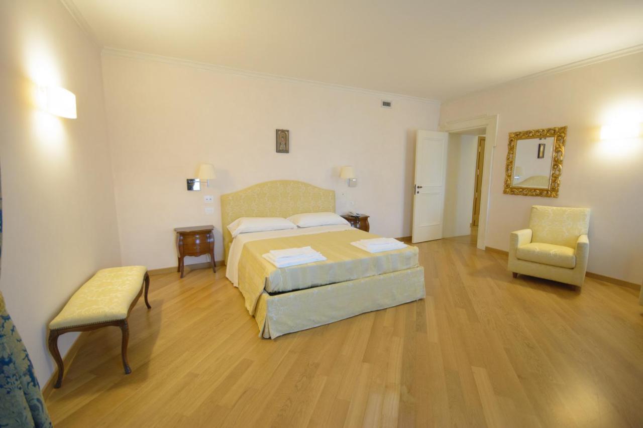 Domus Stella Maris - Casa Per Ferie Hotel Ancona Eksteriør billede
