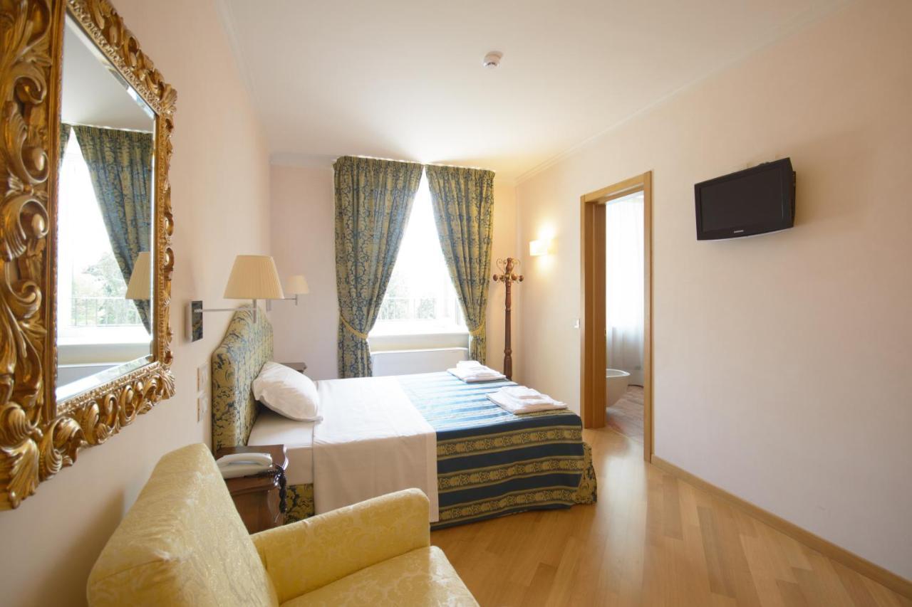 Domus Stella Maris - Casa Per Ferie Hotel Ancona Eksteriør billede