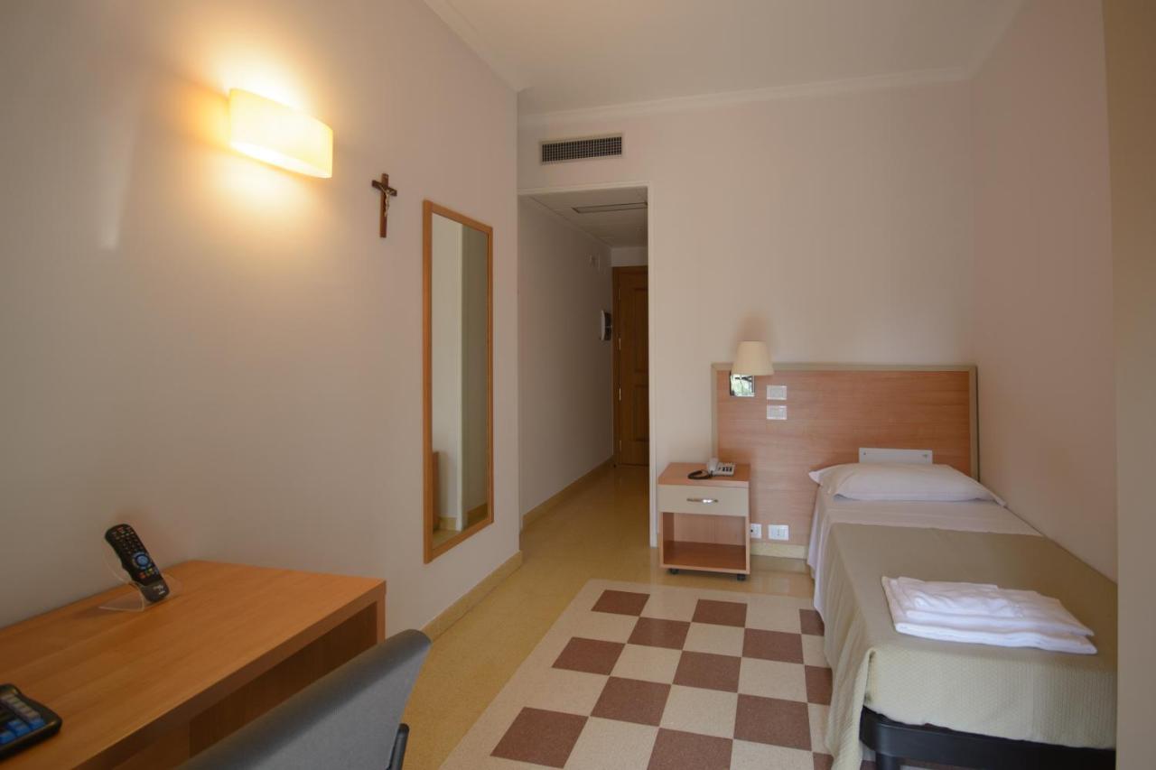 Domus Stella Maris - Casa Per Ferie Hotel Ancona Eksteriør billede