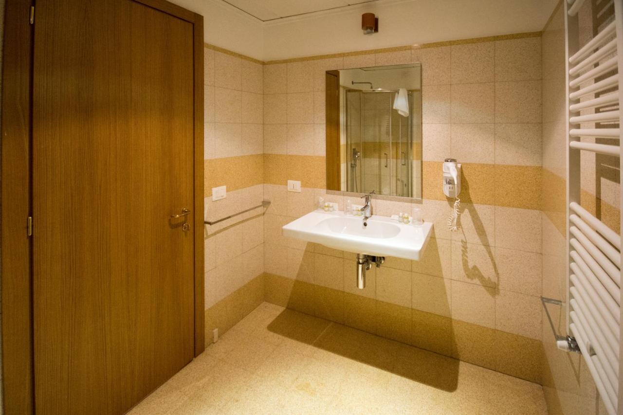 Domus Stella Maris - Casa Per Ferie Hotel Ancona Eksteriør billede