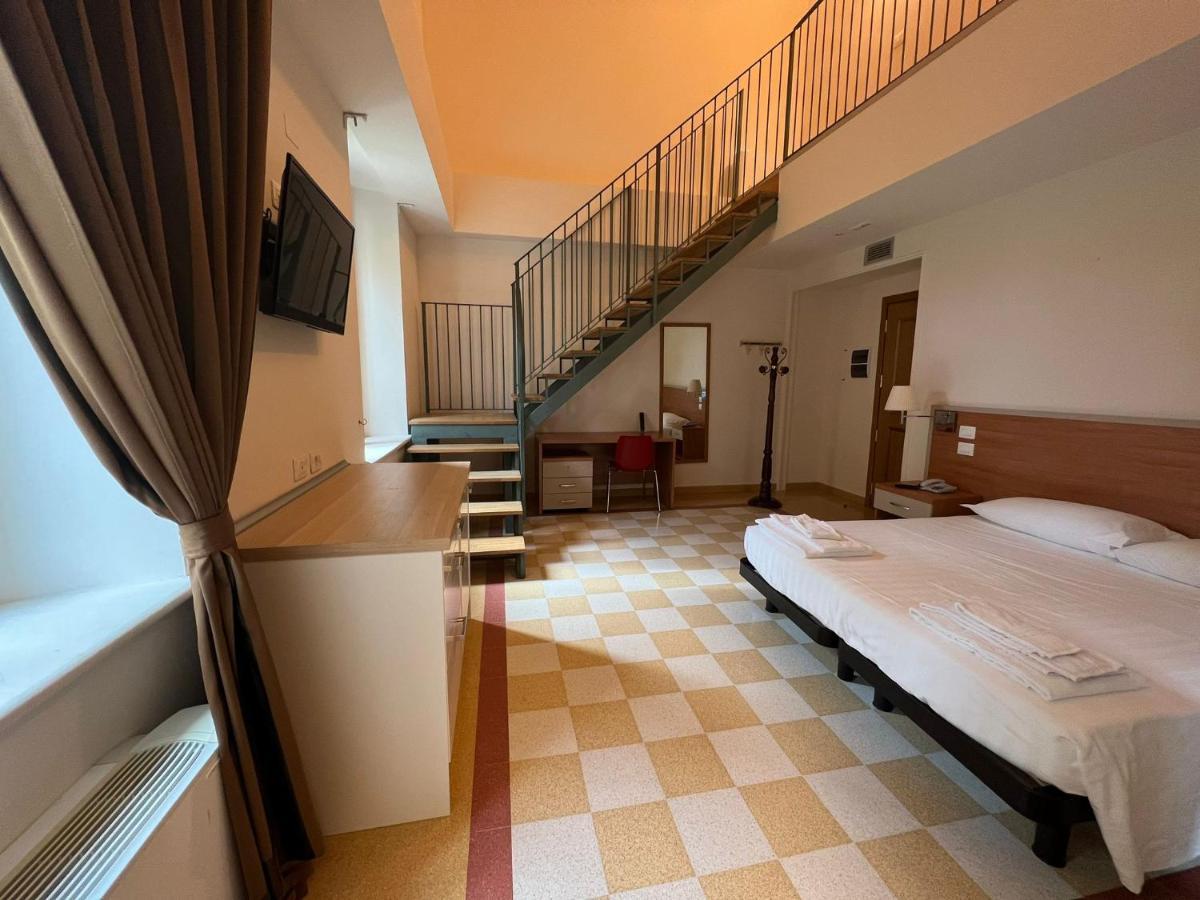Domus Stella Maris - Casa Per Ferie Hotel Ancona Eksteriør billede