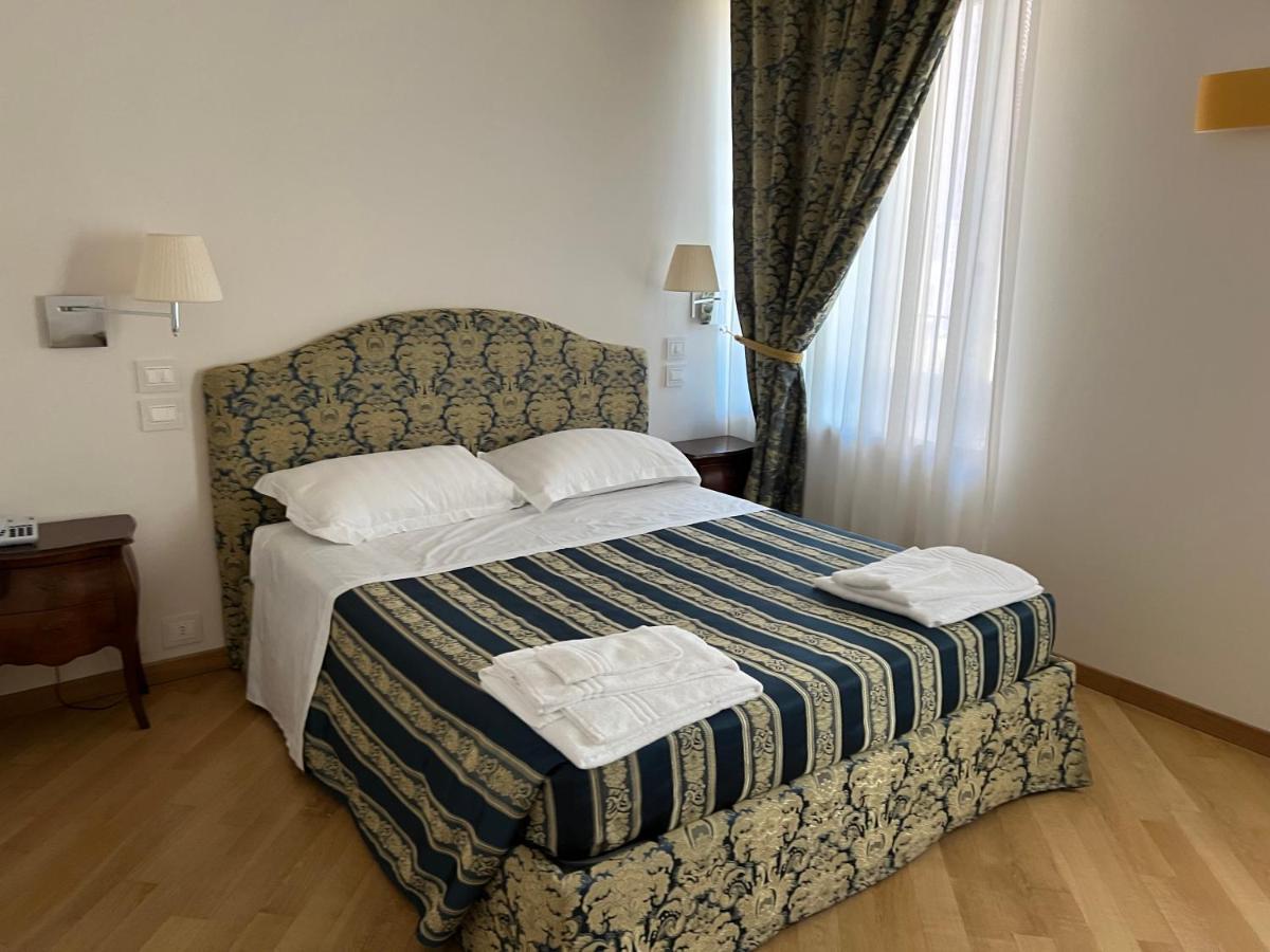 Domus Stella Maris - Casa Per Ferie Hotel Ancona Eksteriør billede