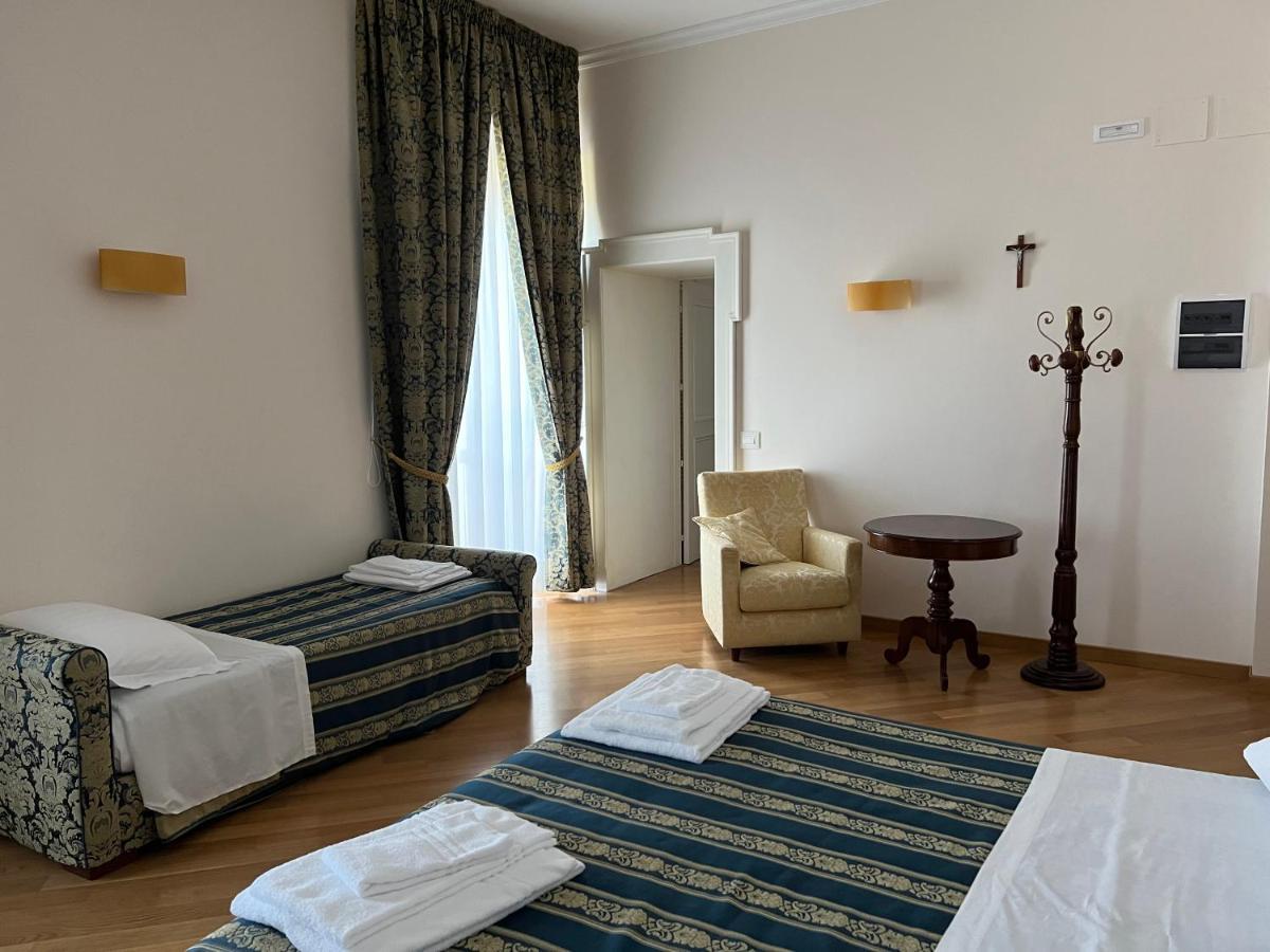 Domus Stella Maris - Casa Per Ferie Hotel Ancona Eksteriør billede