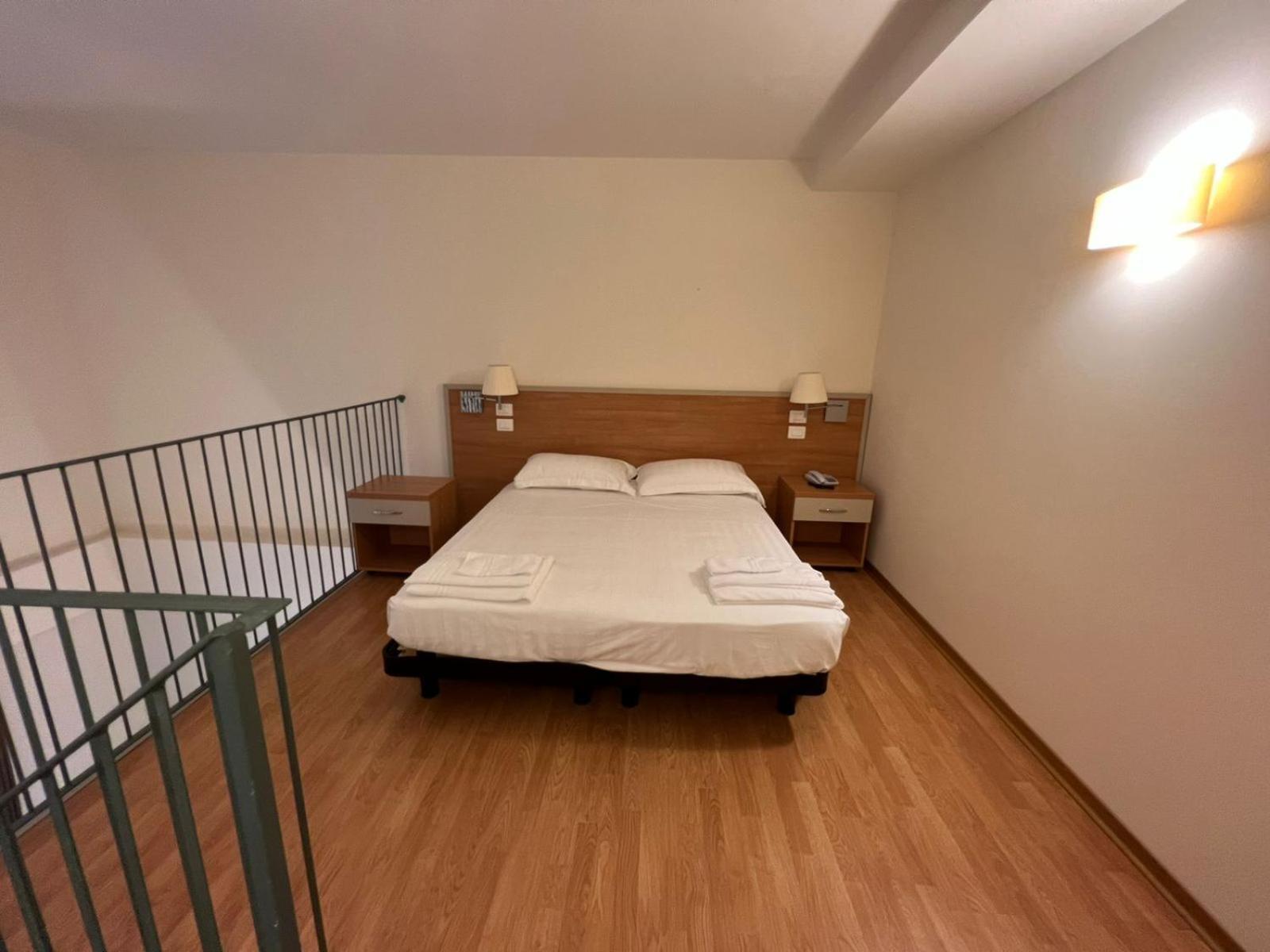 Domus Stella Maris - Casa Per Ferie Hotel Ancona Eksteriør billede